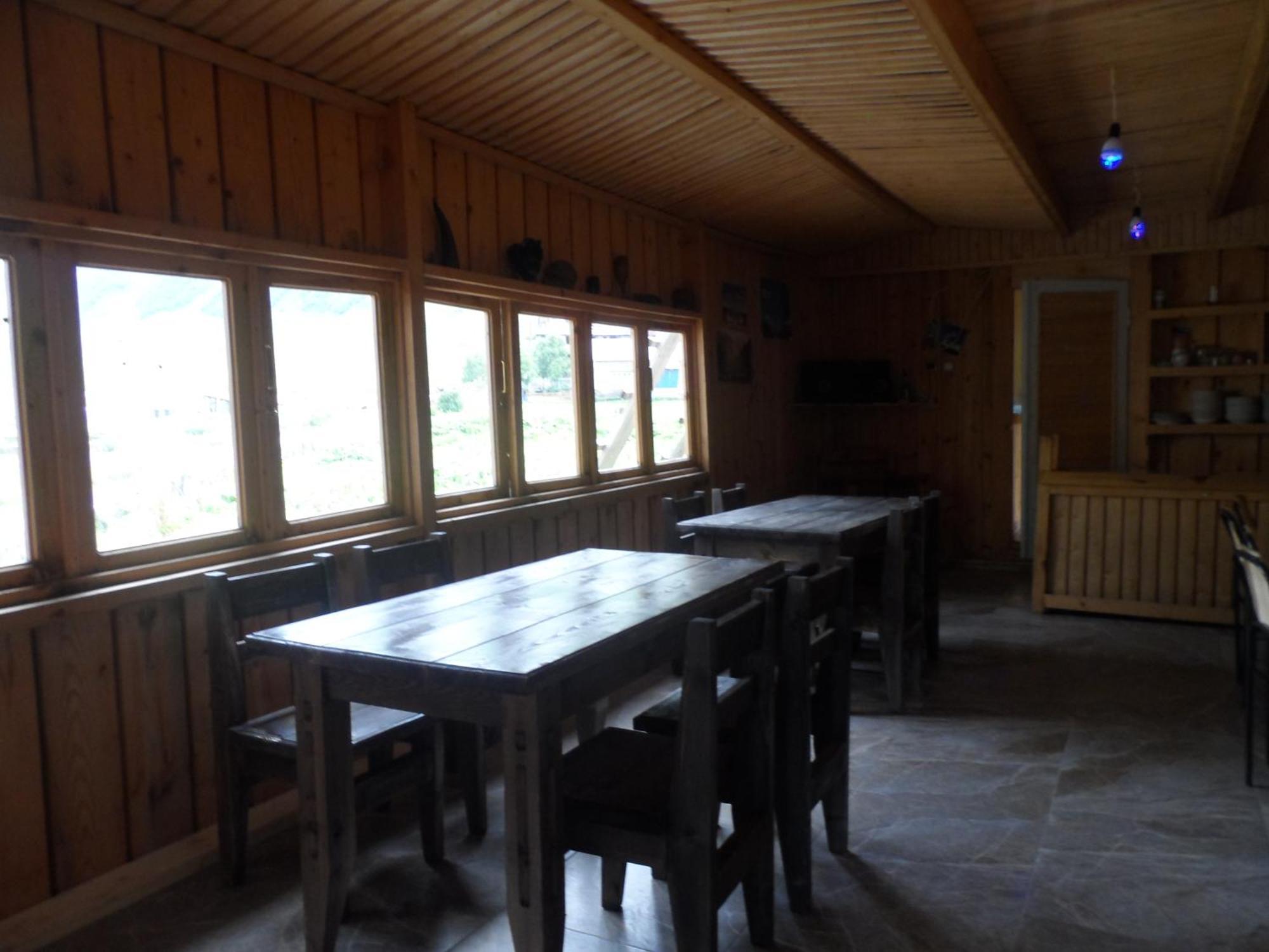 Hotel Tekla Ushguli ภายนอก รูปภาพ