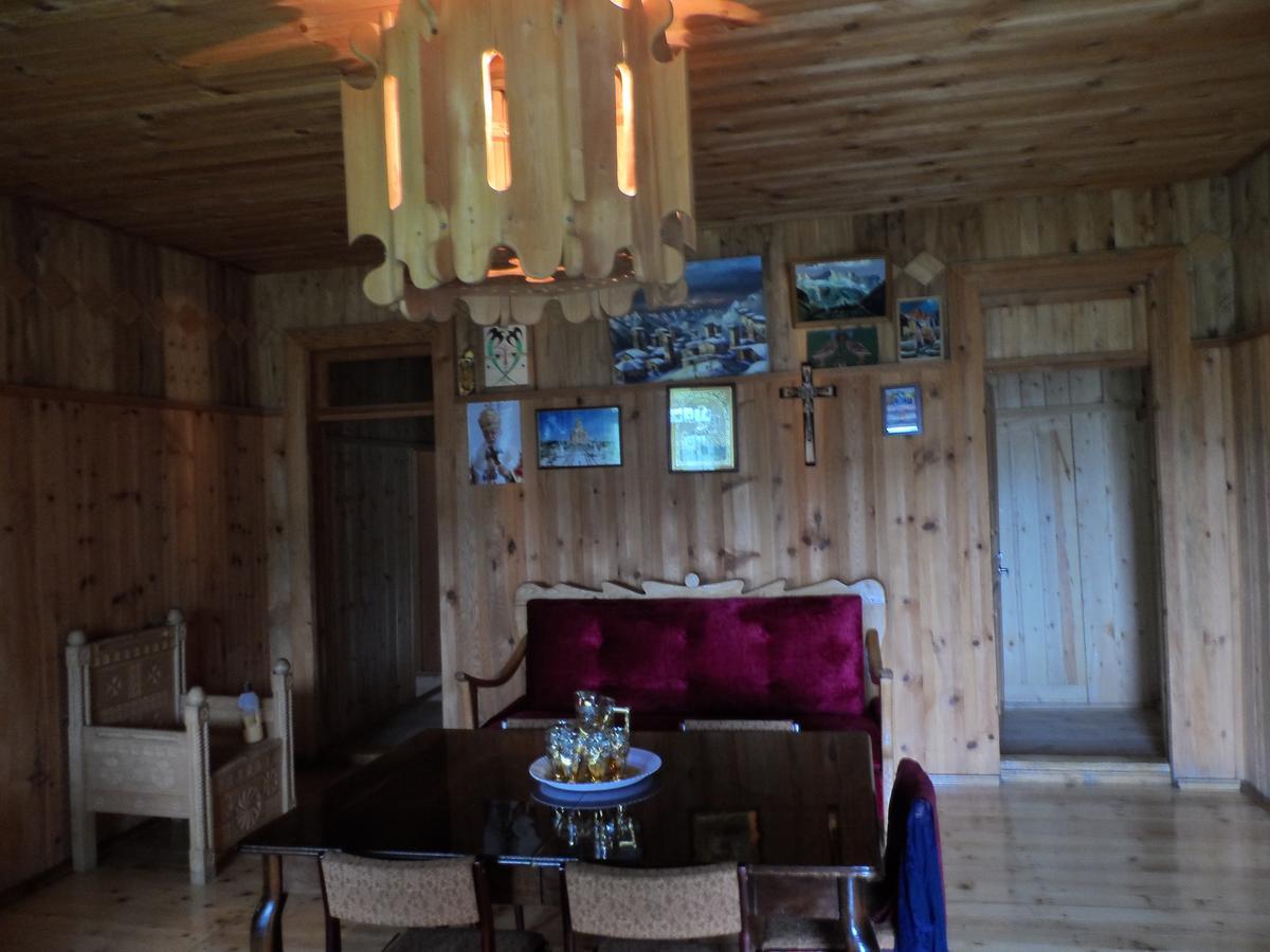 Hotel Tekla Ushguli ภายนอก รูปภาพ